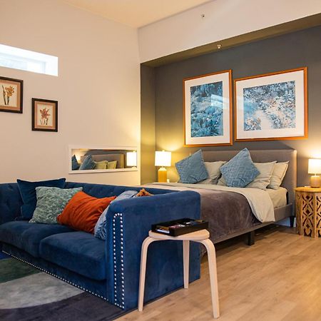 Luxury Apartment In The Prime Hollywood Location 로스앤젤레스 외부 사진